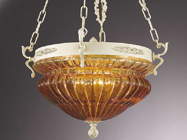 Lampadario per il soggiorno avorio e ambra.